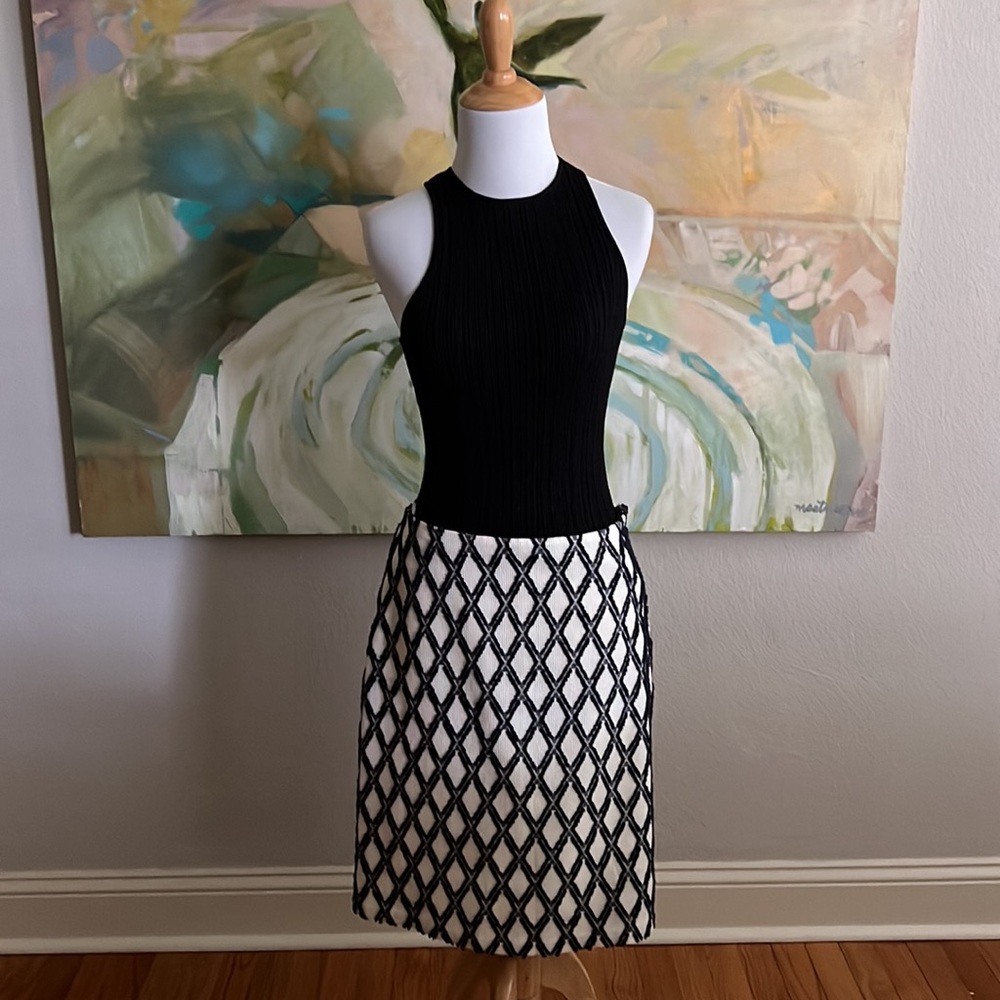 J.McLaughlin A Line Skirt Navy White Diamond Jacquard size 4